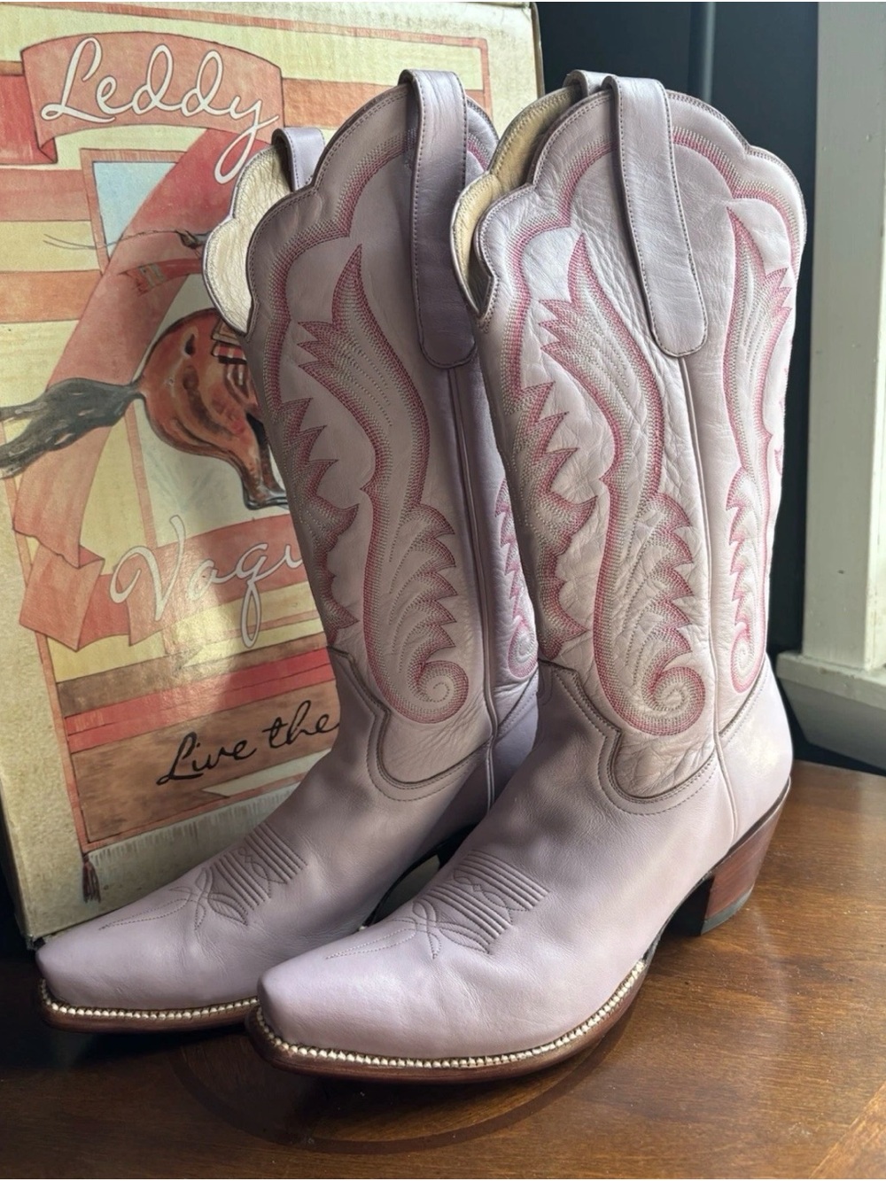 ML Leddy Wmns Lavender Color Boots Sz 9.5 b